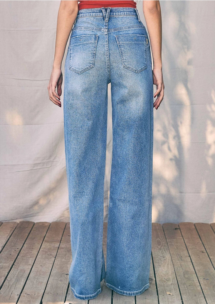 Essential Wide Leg Jeans