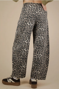 Leopard Printed Barrel Pants
