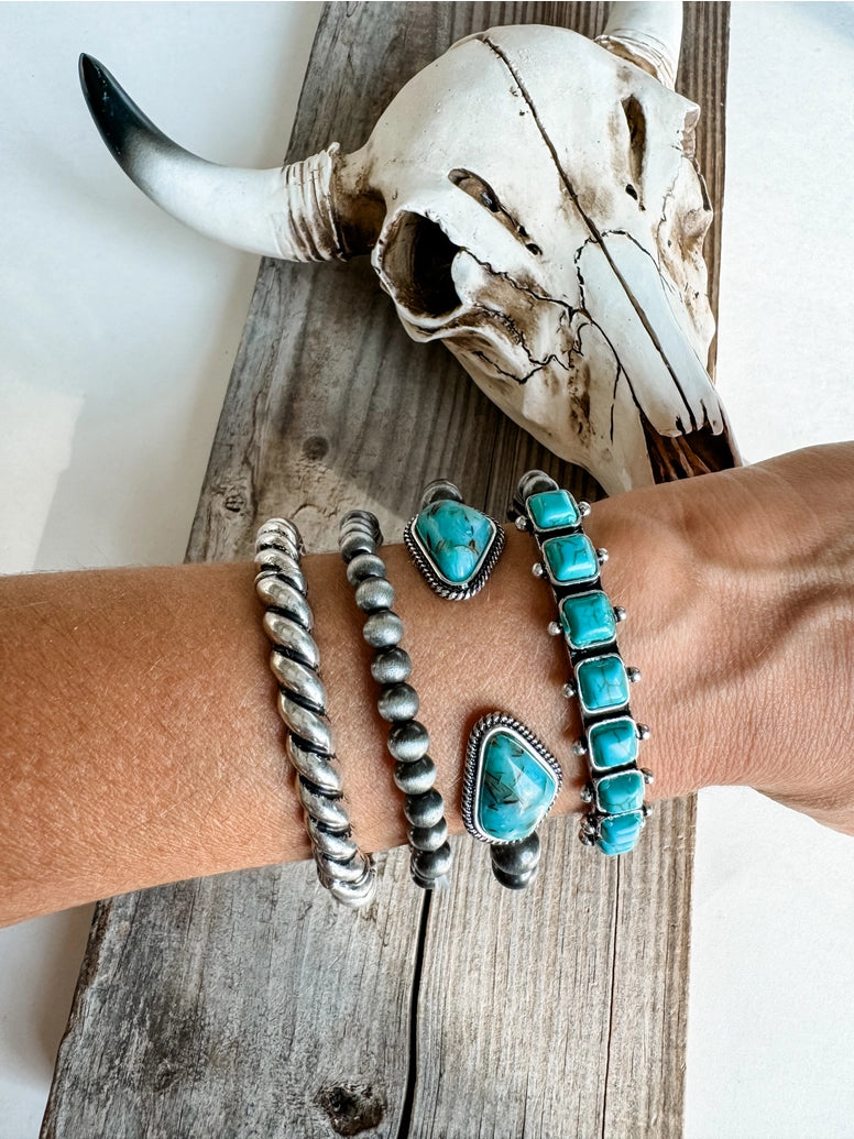 Western Design Stone Stackable 4 Bracelets